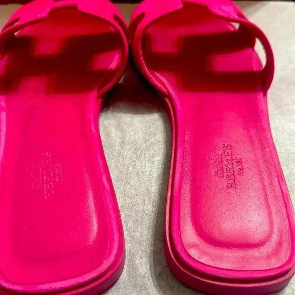 HERMES ROSE FUCHSIA SUEDE GOATSKIN ORAN  SANDAL’s
Sz38 - Picture 8 of 10